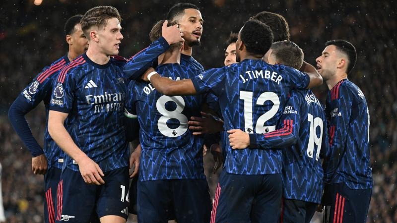 罗马对阵波尔图大名单：迪巴拉、伦施回归